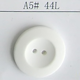 Botón de poliéster de 2 agujeros de nuevo diseño (S-034)